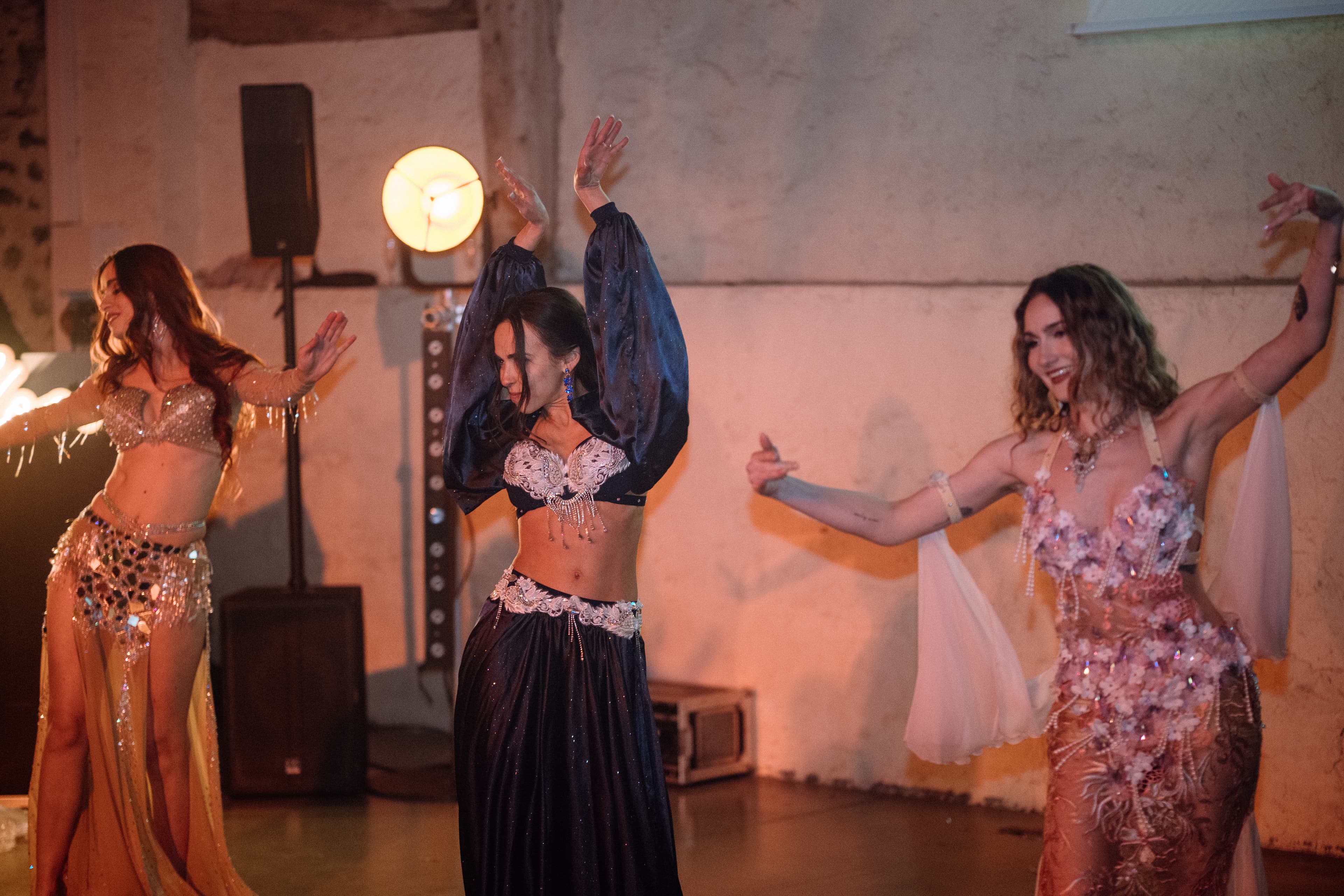 Chorégraphie mariage à plusieurs danseuses